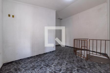 Casa à venda com 168m², 3 quartos e 2 vagas Casa à venda com 168m², 3 quartos e 2 vagasEscritório