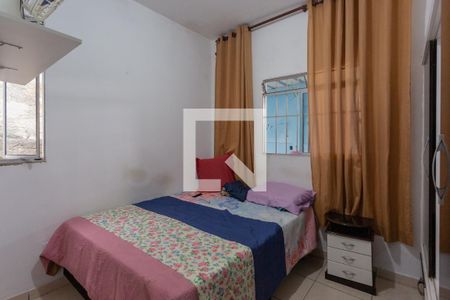 Quarto 1 de casa para alugar com 3 quartos, 240m² em Concórdia, Belo Horizonte