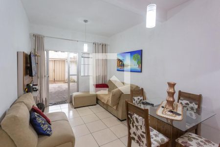 Sala de casa para alugar com 3 quartos, 240m² em Concórdia, Belo Horizonte