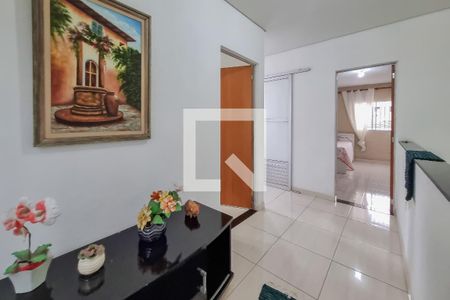 Corredor de casa à venda com 3 quartos, 240m² em Concórdia, Belo Horizonte