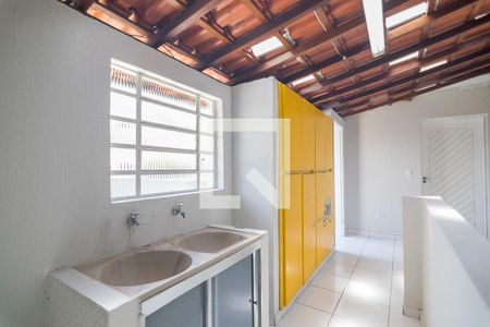 Casa à venda com 174m², 4 quartos e 6 vagasÁrea de Serviço