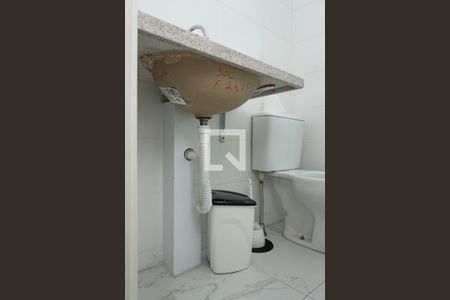 Apartamento à venda com 47m², 2 quartos e 1 vaga Apartamento à venda com 47m², 2 quartos e 1 vagaBanheiro