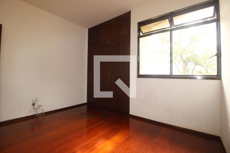Apartamento à venda com 80m², 2 quartos e 1 vagaQuarto 