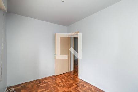 Quarto de apartamento à venda com 2 quartos, 56m² em Petrópolis, Porto Alegre
