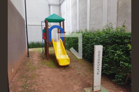 Apartamento à venda com 29m², 1 quarto e sem vaga Apartamento à venda com 29m², 1 quarto e sem vagaÁrea comum - Playground