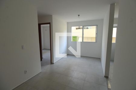 Sala de apartamento para alugar com 2 quartos, 45m² em Água Santa, Rio de Janeiro