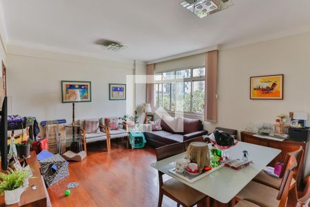 Sala de apartamento para alugar com 3 quartos, 92m² em Funcionários, Belo Horizonte