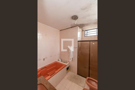 Banheiro da Suíte  de casa à venda com 3 quartos, 200m² em Jardim Chapadão, Campinas