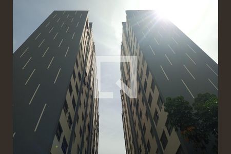 Apartamento para alugar com 50m², 2 quartos e 1 vaga Apartamento para alugar com 50m², 2 quartos e 1 vagaFachada