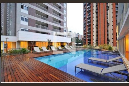 Apartamento à venda com 74m², 2 quartos e 2 vagas Apartamento à venda com 74m², 2 quartos e 2 vagasÁrea comum - Piscina