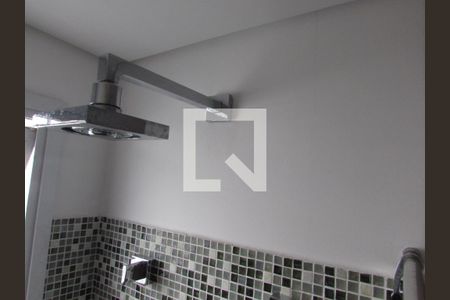 Apartamento à venda com 74m², 2 quartos e 2 vagasBanheiro da Suíte