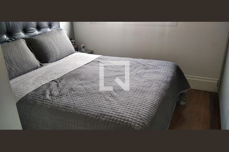 Apartamento à venda com 74m², 2 quartos e 2 vagas Apartamento à venda com 74m², 2 quartos e 2 vagasSuíte