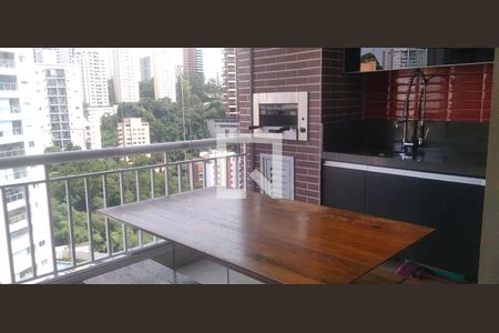 Apartamento à venda com 74m², 2 quartos e 2 vagas Apartamento à venda com 74m², 2 quartos e 2 vagasVaranda