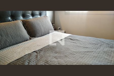 Apartamento à venda com 74m², 2 quartos e 2 vagas Apartamento à venda com 74m², 2 quartos e 2 vagasSuíte