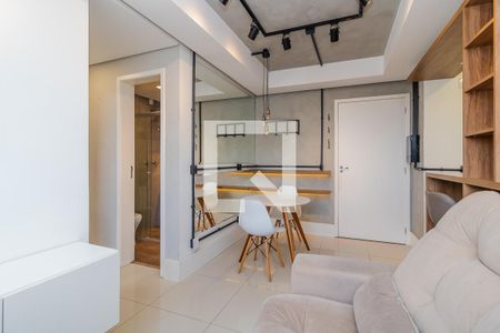 Sala de apartamento para alugar com 2 quartos, 42m² em Glória, Porto Alegre