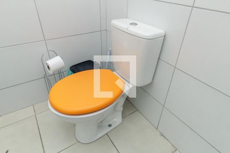 Apartamento para alugar com 60m², 2 quartos e sem vagaBanheiro