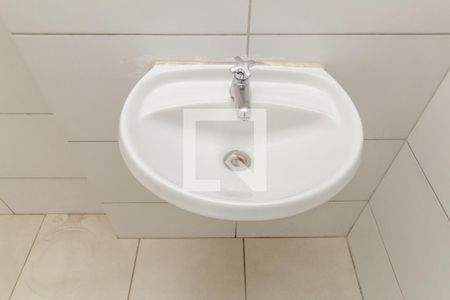 Apartamento para alugar com 60m², 2 quartos e sem vagaBanheiro