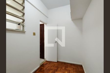 Apartamento à venda com 84m², 2 quartos e 1 vaga Apartamento à venda com 84m², 2 quartos e 1 vagaQuarto de Serviço