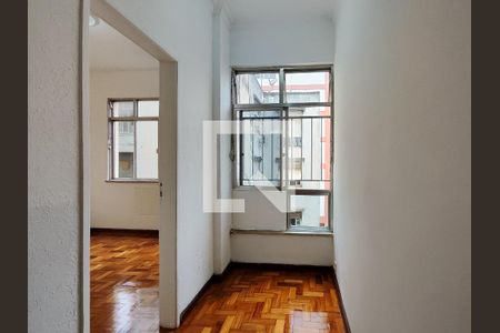 Apartamento à venda com 84m², 2 quartos e 1 vaga Apartamento à venda com 84m², 2 quartos e 1 vagaSala