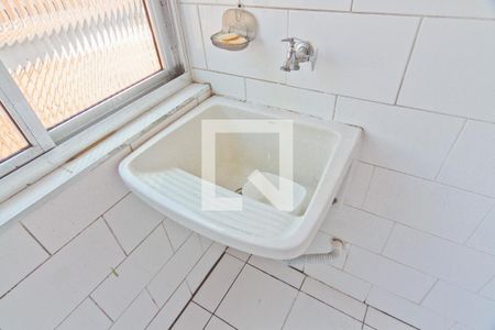 Apartamento à venda com 70m², 2 quartos e 1 vagaÁrea de Serviço