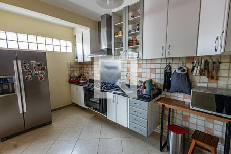 Casa à venda com 259m², 4 quartos e 2 vagasCozinha