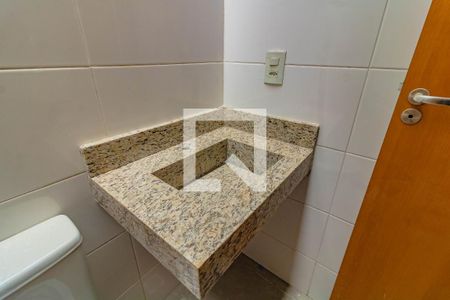 Casa à venda com 130m², 3 quartos e 2 vagasBanheiro