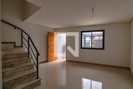 Casa à venda com 130m², 3 quartos e 2 vagasSala