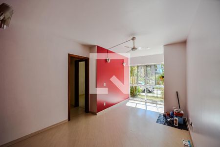 Sala de apartamento à venda com 2 quartos, 56m² em Sarandi, Porto Alegre