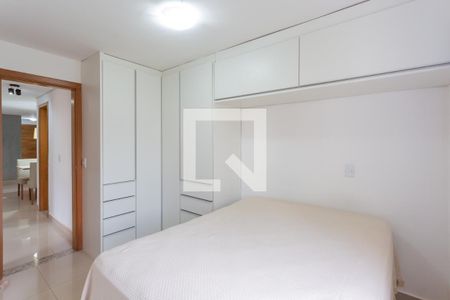 Apartamento para alugar com 259m², 3 quartos e 1 vagaQuarto 3 - Suíte