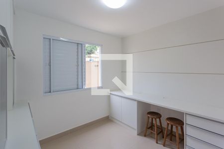 Quarto 1 de apartamento para alugar com 3 quartos, 259m² em Paraíso, Belo Horizonte