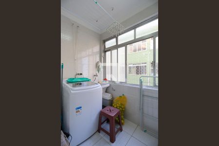 Apartamento à venda com 77m², 2 quartos e 1 vagaÁrea de serviço