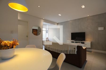 Sala de apartamento à venda com 2 quartos, 77m² em Vila Ester (zona Norte), São Paulo