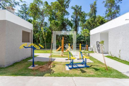 Apartamento à venda com 44m², 2 quartos e 1 vaga Apartamento à venda com 44m², 2 quartos e 1 vagaÁrea comum - Academia externa