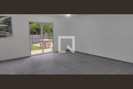 Apartamento à venda com 44m², 2 quartos e 1 vaga Apartamento à venda com 44m², 2 quartos e 1 vagaÁrea comum- Salão de festas