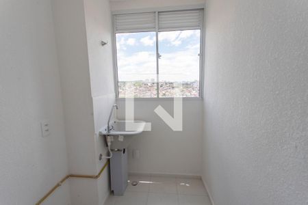 Apartamento à venda com 44m², 2 quartos e 1 vaga Apartamento à venda com 44m², 2 quartos e 1 vagaÁrea de serviço