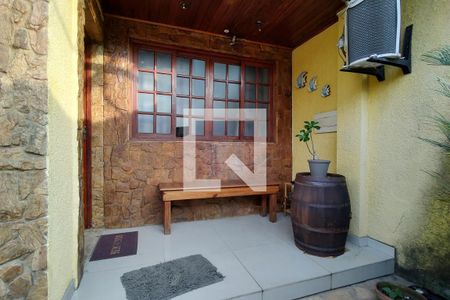 Casa de condomínio à venda com 104m², 2 quartos e 3 vagasVaranda