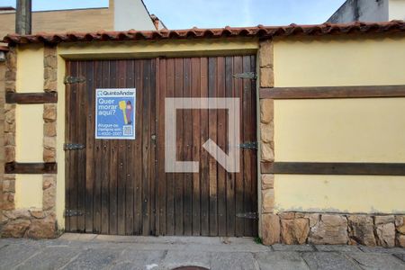 Casa de condomínio à venda com 104m², 2 quartos e 3 vagasGaragem