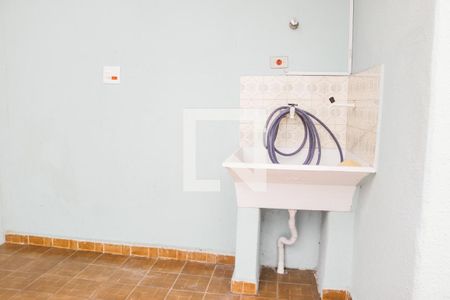 Casa à venda com 100m², 2 quartos e 4 vagasÁrea de serviço