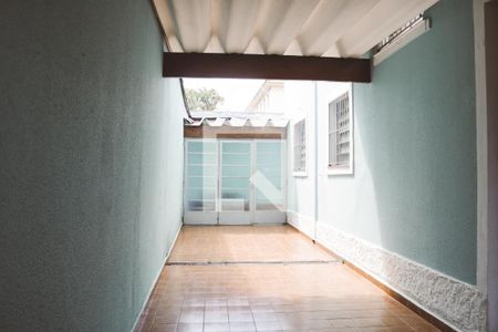 Casa à venda com 100m², 2 quartos e 4 vagasGaragem