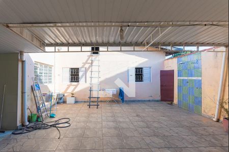 Quintal de casa à venda com 3 quartos, 360m² em Jardim do Lago, Campinas
