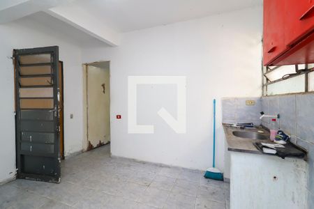 Sala - Cozinha de casa para alugar com 1 quarto, 25m² em Vila Jacuí, São Paulo