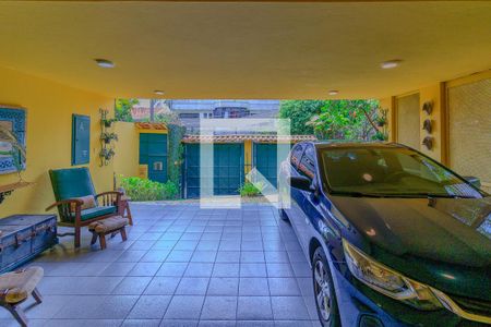 Casa à venda com 330m², 3 quartos e 2 vagasÁrea comum