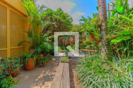 Casa à venda com 330m², 3 quartos e 2 vagasÁrea comum