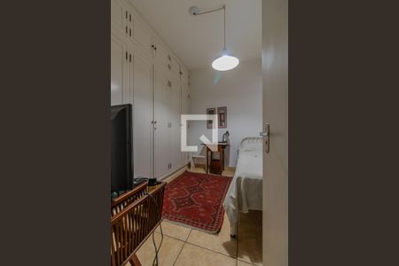 Casa à venda com 330m², 3 quartos e 2 vagasQuarto 4