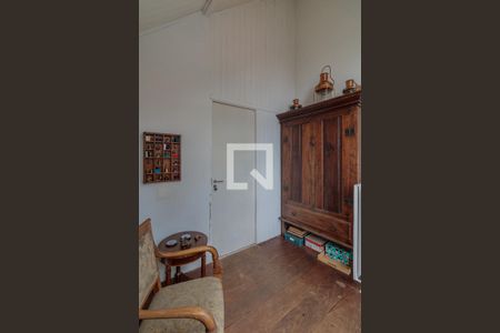 Casa à venda com 330m², 3 quartos e 2 vagassuite 3