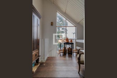 Casa à venda com 330m², 3 quartos e 2 vagassuite 3