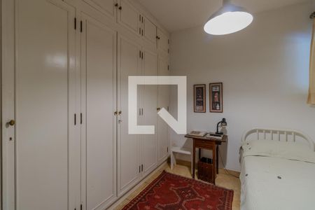 Casa à venda com 330m², 3 quartos e 2 vagasQuarto 4