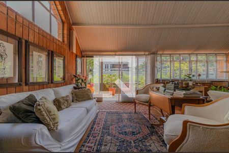 Sala de casa à venda com 3 quartos, 330m² em Jardim Viana, São Paulo