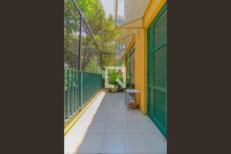 Casa à venda com 330m², 3 quartos e 2 vagasvaranda