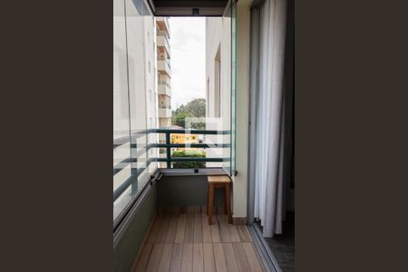 Varanda  de apartamento para alugar com 2 quartos, 68m² em Jardim Ivana, São Paulo